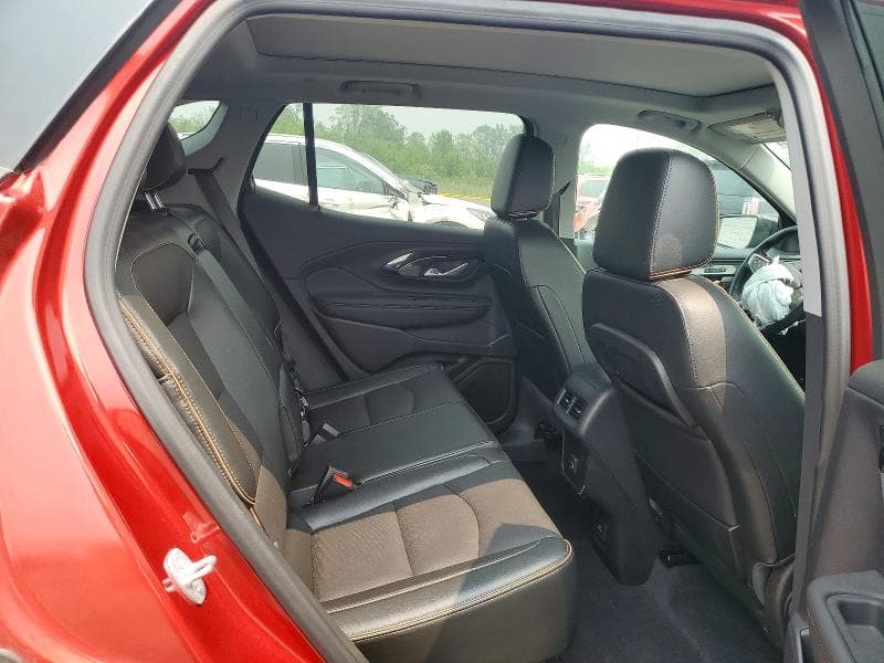 2024 GMC TERRAIN AT4 11