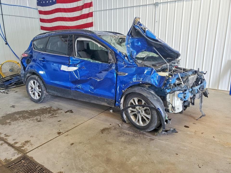 2017 FORD ESCAPE SE 4