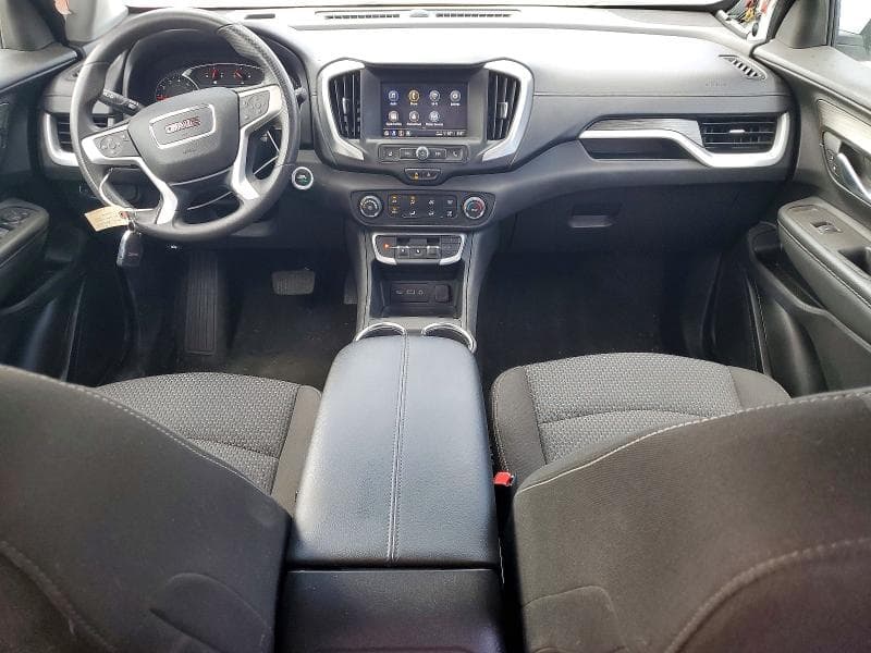2024 GMC TERRAIN SLE 8