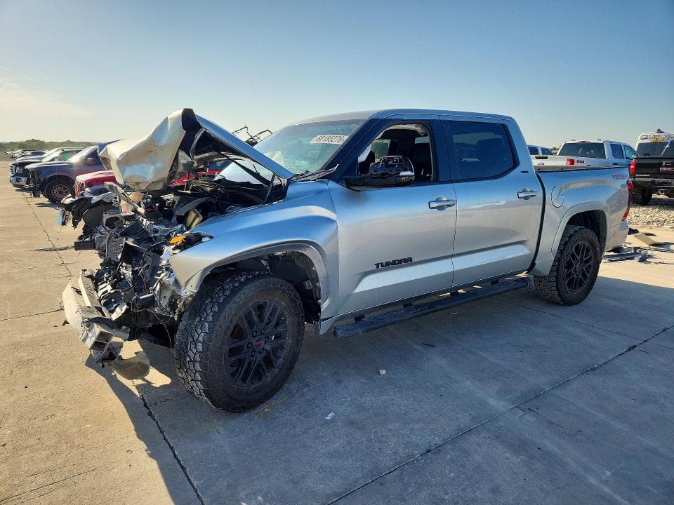 2024 TOYOTA TUNDRA SR5 - 1