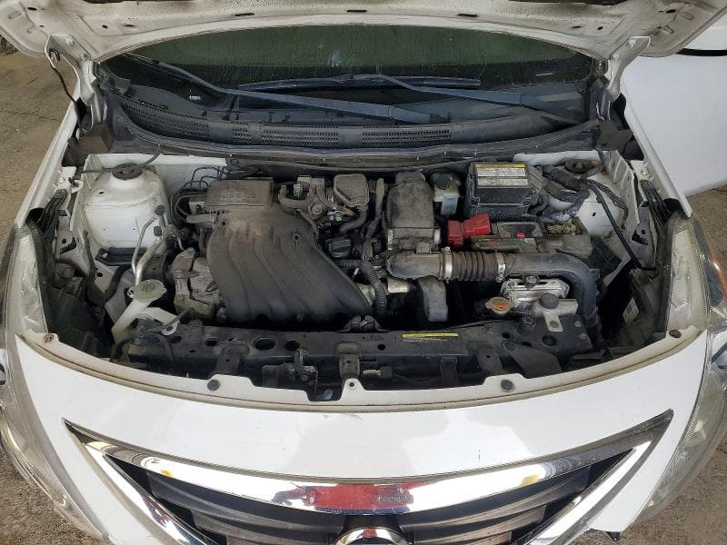 2018 NISSAN VERSA SV 11
