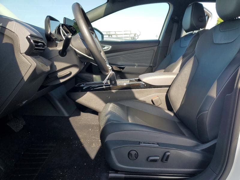 2023 VOLKSWAGEN ID.4 PRO S PLUS 7