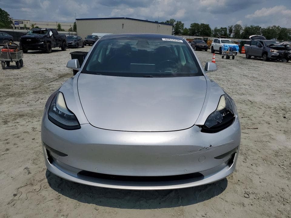 2018 TESLA MODEL 3 5