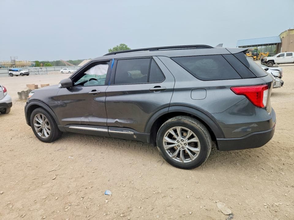 2020 FORD EXPLORER XLT 2