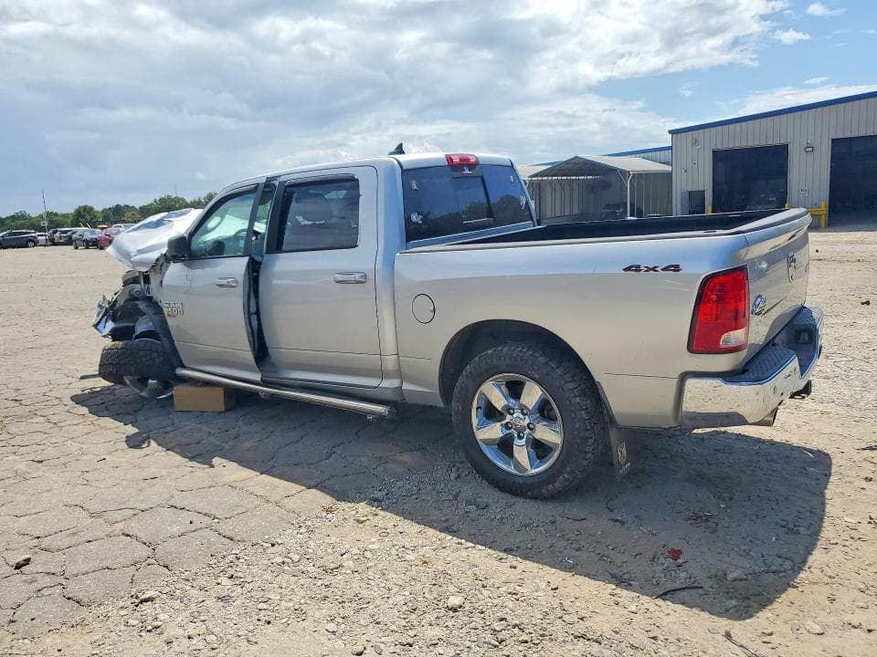 2019 RAM 1500 CLASSIC SLT 2