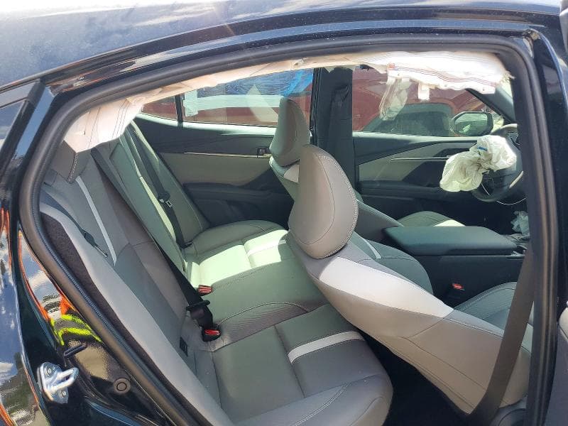 2026 TOYOTA CAMRY SE 10