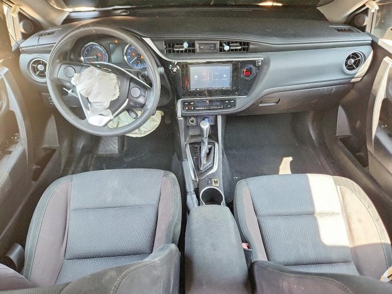 2019 TOYOTA COROLLA LE 8