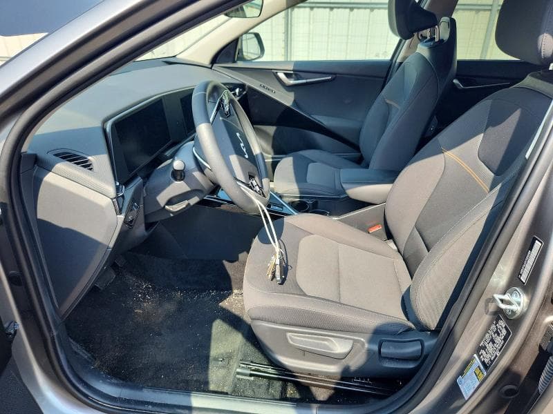 2026 KIA NIRO LX 7