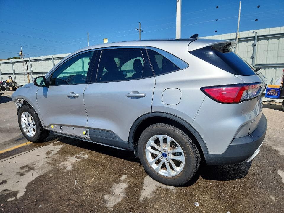 2020 FORD ESCAPE SE 2