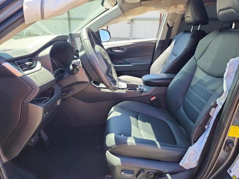 2021 TOYOTA RAV4 XLE PREMIUM 7