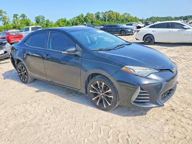 2019 TOYOTA COROLLA SE 4