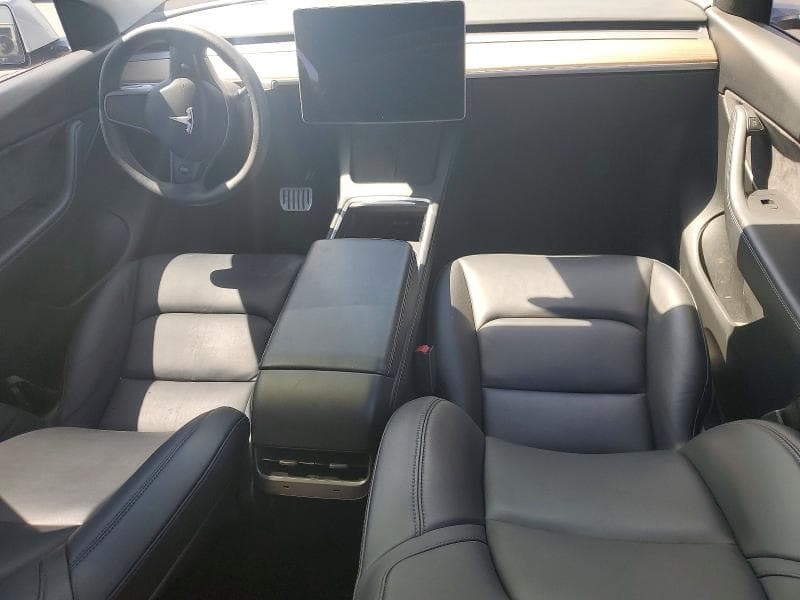 2022 TESLA MODEL Y 8