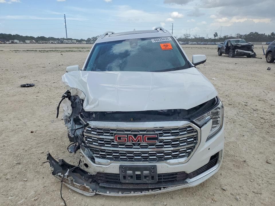 2022 GMC TERRAIN DENALI 5
