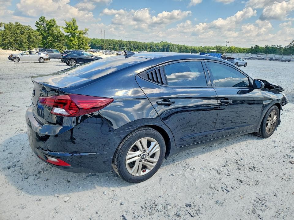 2019 HYUNDAI ELANTRA SEL 3