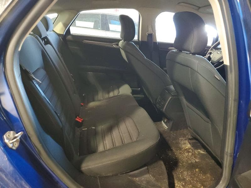 2018 FORD FUSION SE 10