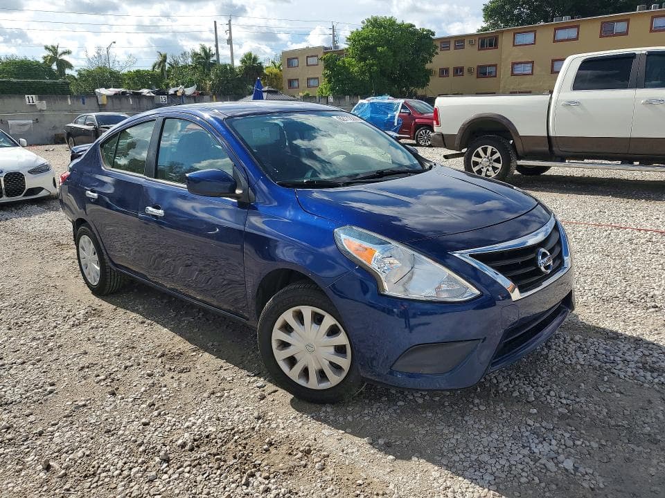 2019 NISSAN VERSA SV 4
