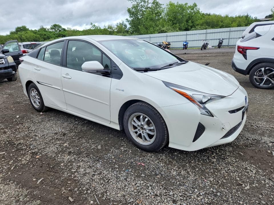 2018 TOYOTA PRIUS TWO 4
