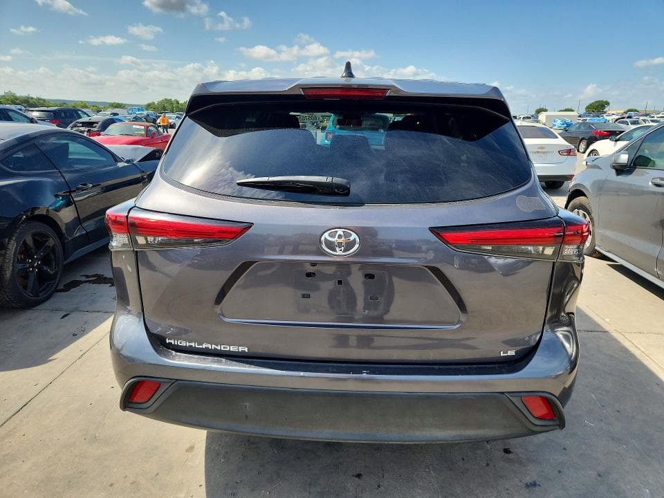 2022 TOYOTA HIGHLANDER LE 6