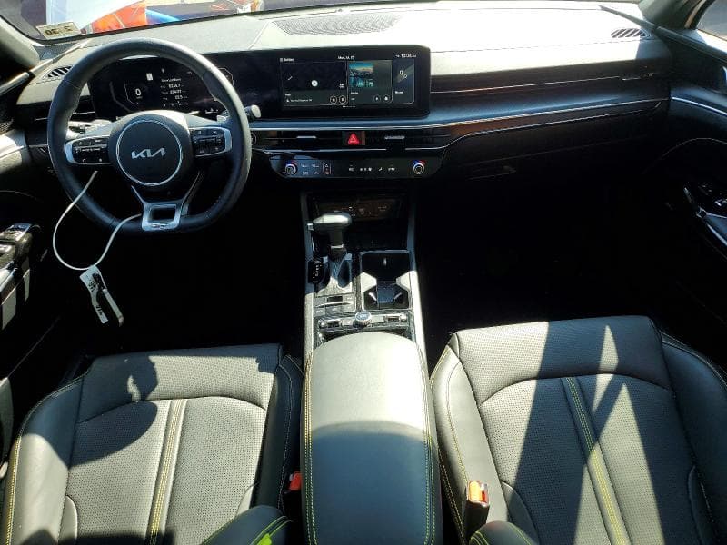 2025 KIA K5 GT 8