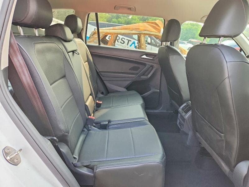 2018 VOLKSWAGEN TIGUAN SE 11