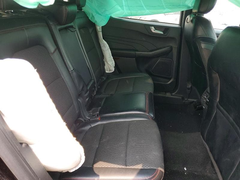 2024 FORD ESCAPE ST LINE 11