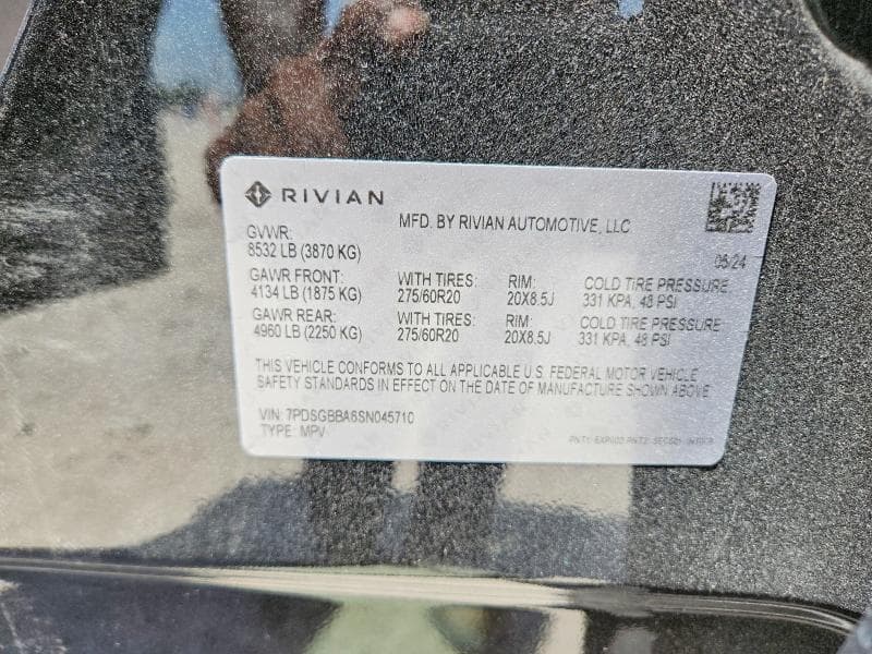 2025 RIVIAN R1S ADVENTURE 13
