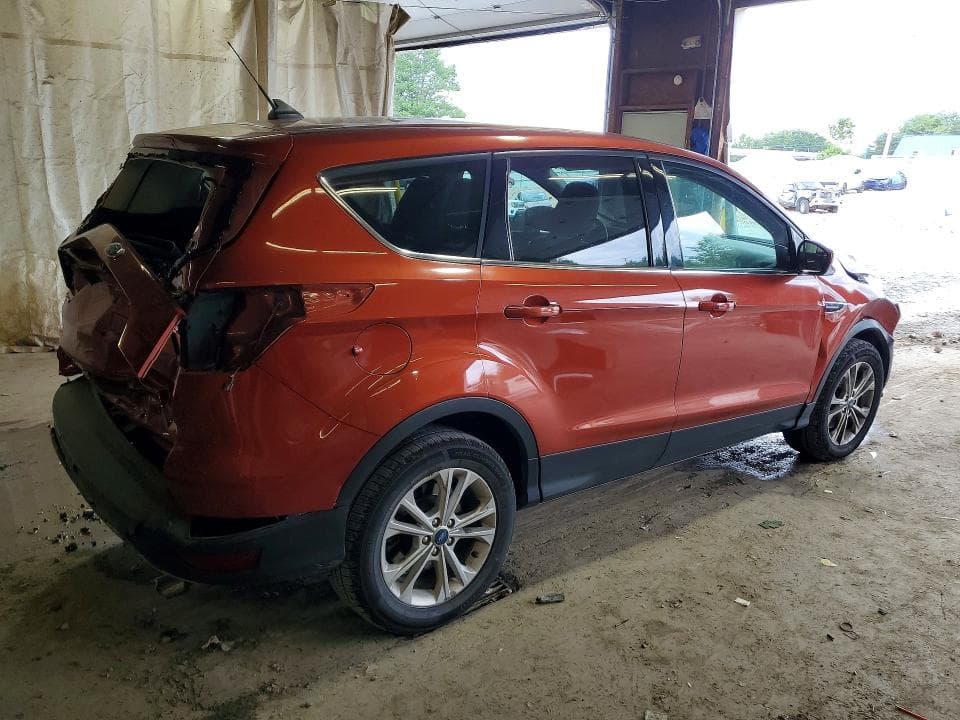 2019 FORD ESCAPE SE 3
