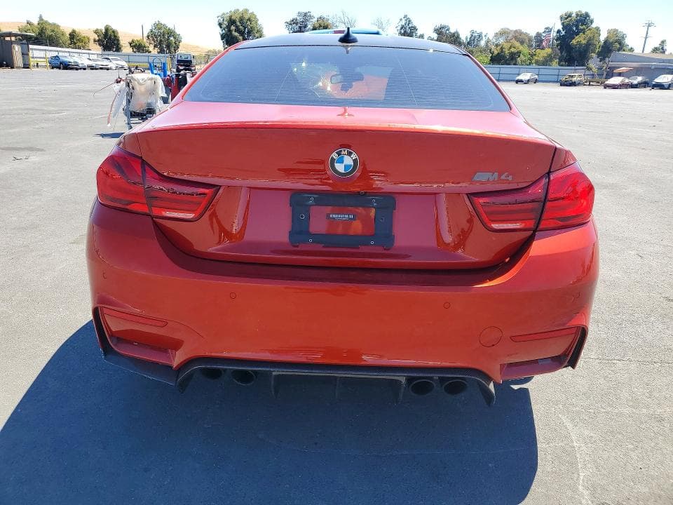 2018 BMW M4 6