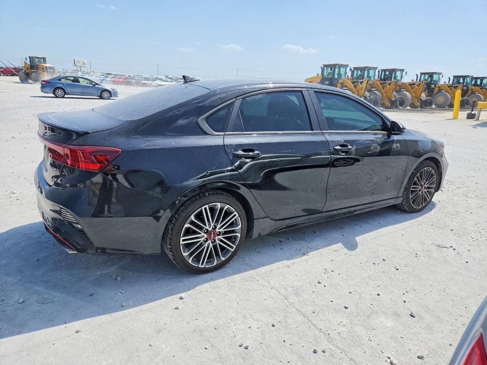 2022 KIA FORTE GT 3