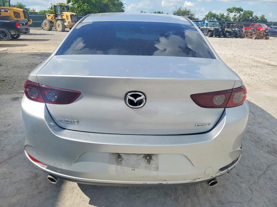 2021 MAZDA 3 6