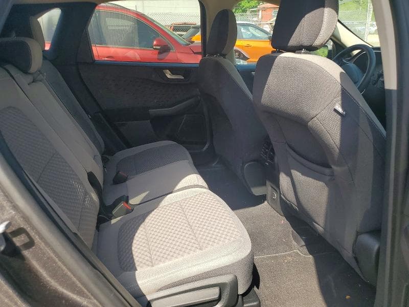 2020 FORD ESCAPE SE 11