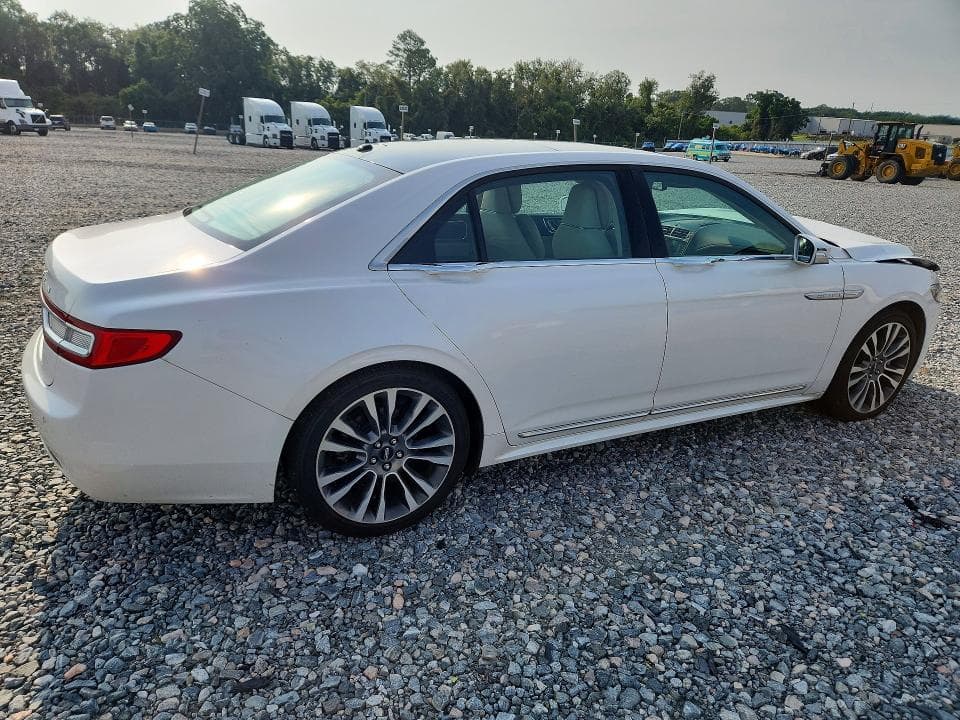 2017 LINCOLN CONTINENTAL RESERVE 3