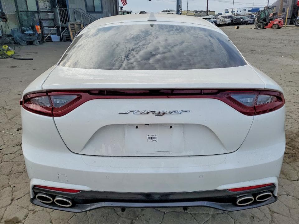 2019 KIA STINGER BASE 6