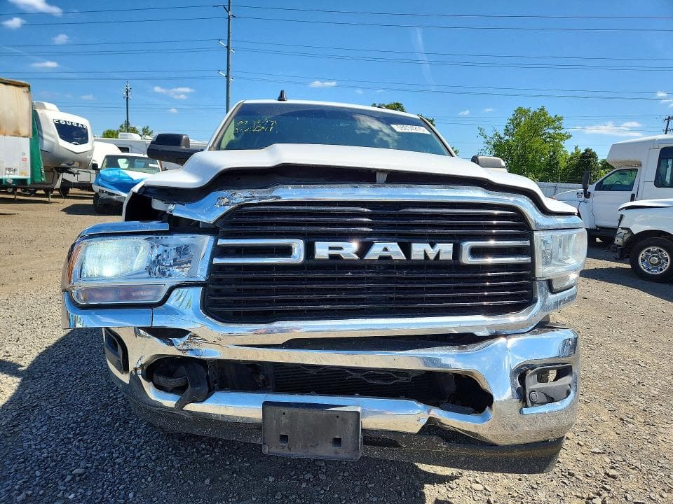 2019 RAM 3500 BIG HORN 5