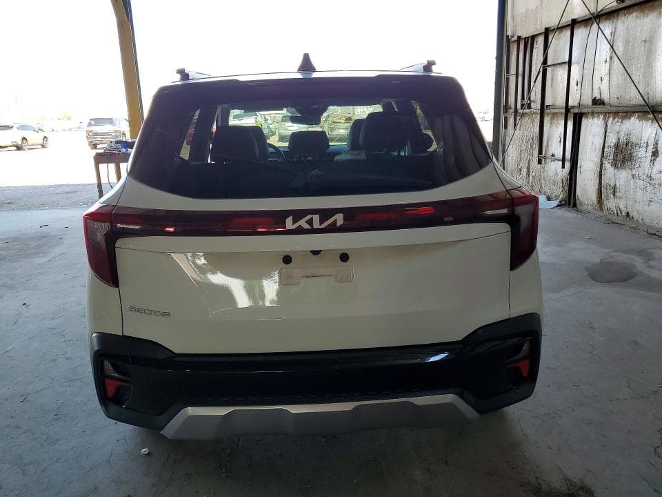 2024 KIA SELTOS S 6