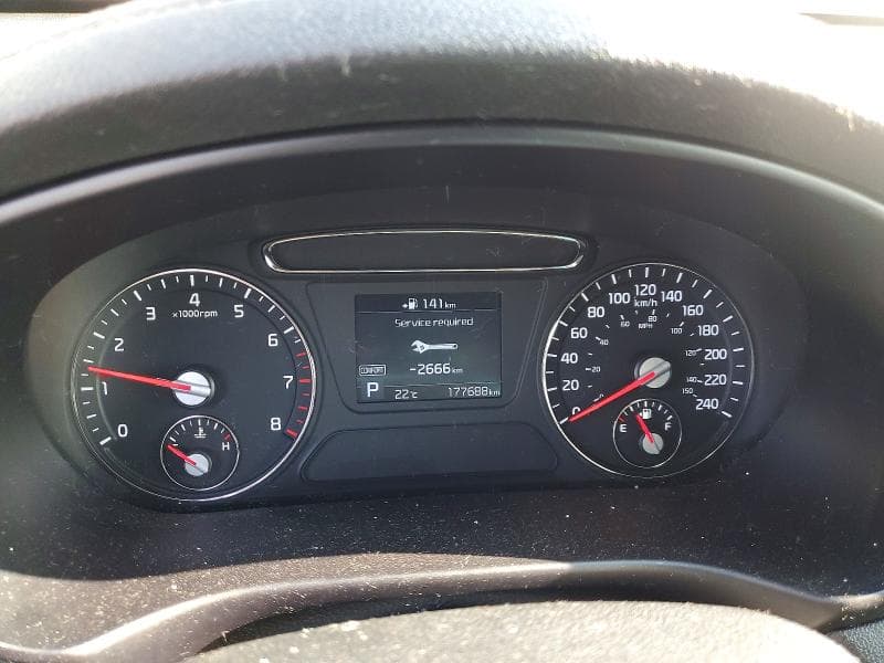 2020 KIA SORENTO LX 9