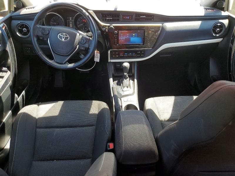 2018 TOYOTA COROLLA IM BASE 8