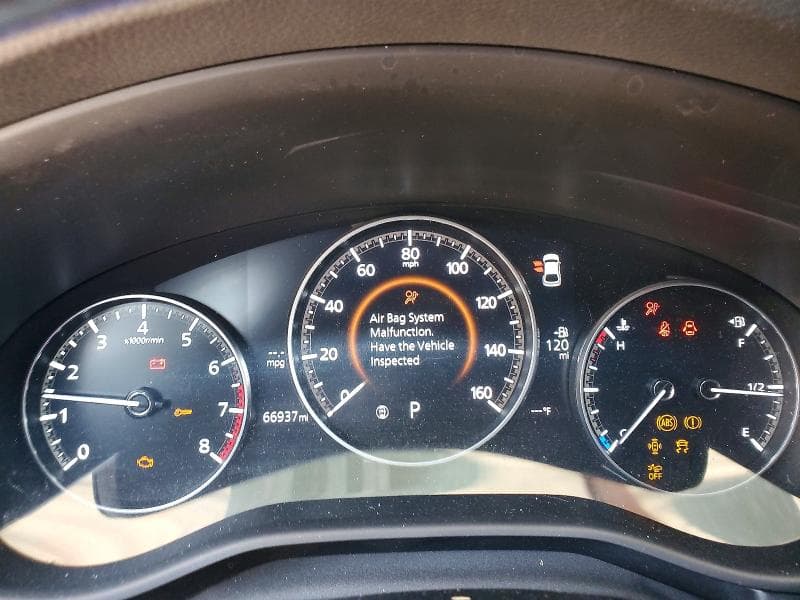 2023 MAZDA 3 PREFERRED 9