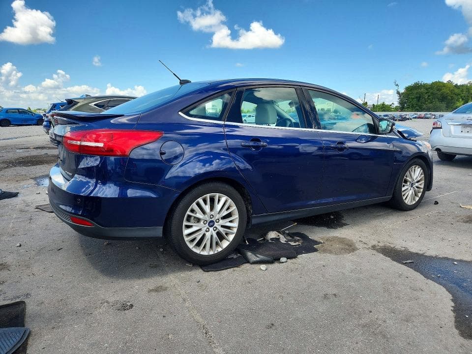 2017 FORD FOCUS TITANIUM 3