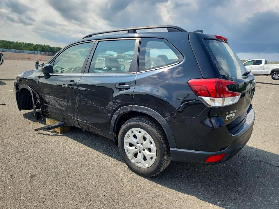 2021 SUBARU FORESTER 2