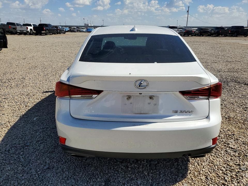 2017 LEXUS IS 200T 6