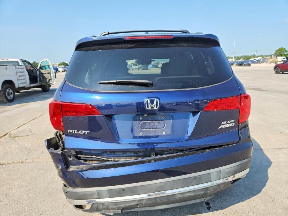 2018 HONDA PILOT ELITE 6