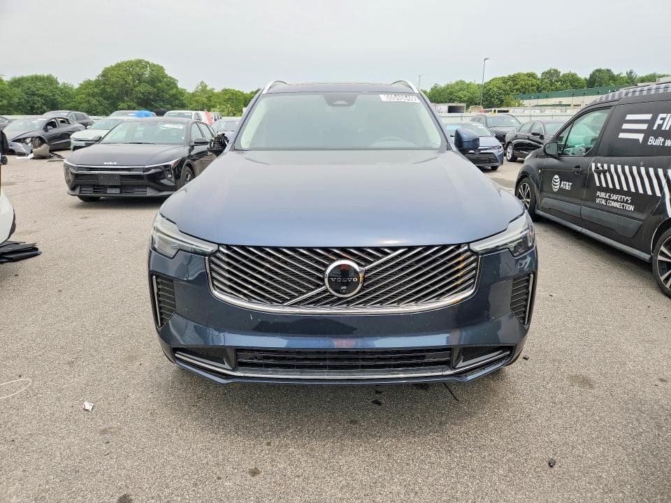 2026 VOLVO XC90 PLUS 5