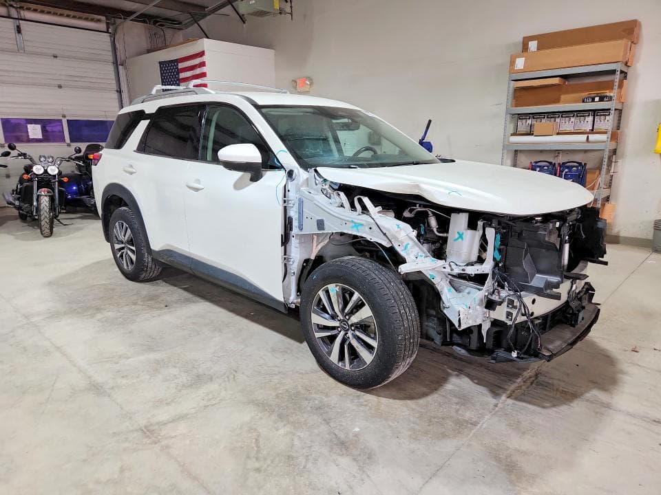 2024 NISSAN PATHFINDER SL 4