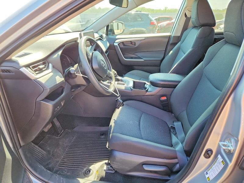 2025 TOYOTA RAV4 LE 7