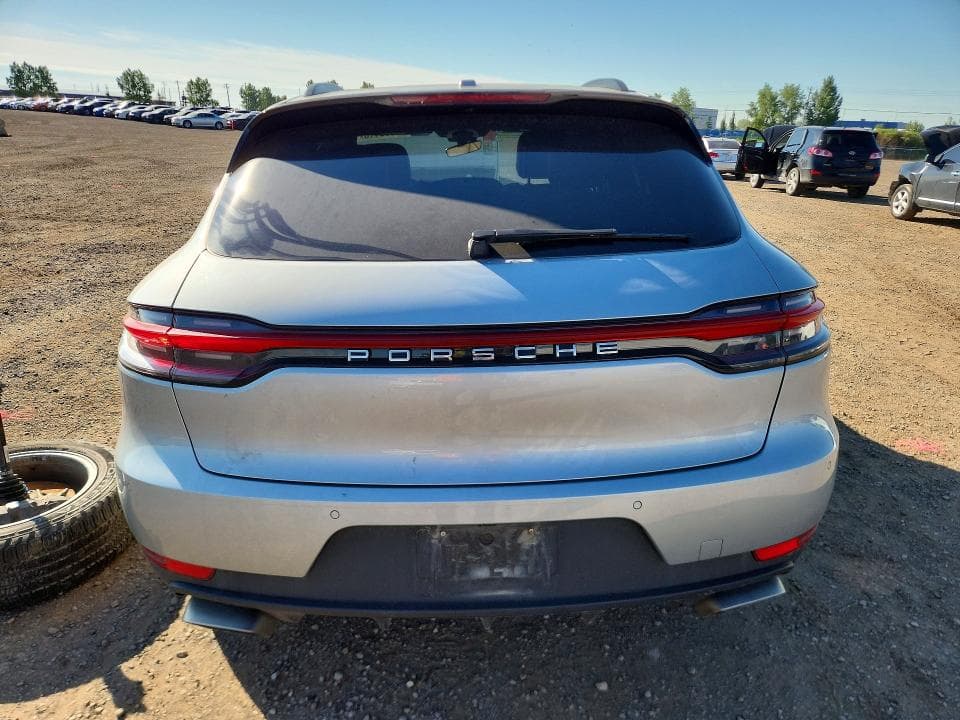 2021 PORSCHE MACAN 6