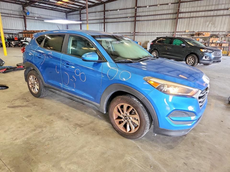 2018 HYUNDAI TUCSON SE 4
