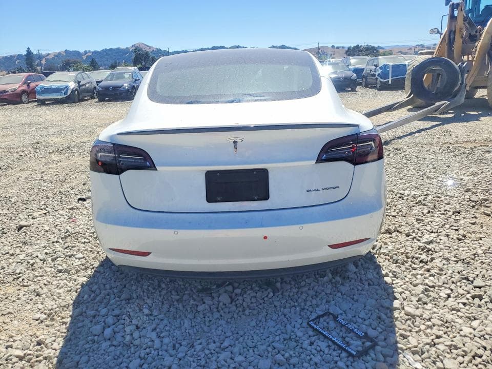 2020 TESLA MODEL 3 6