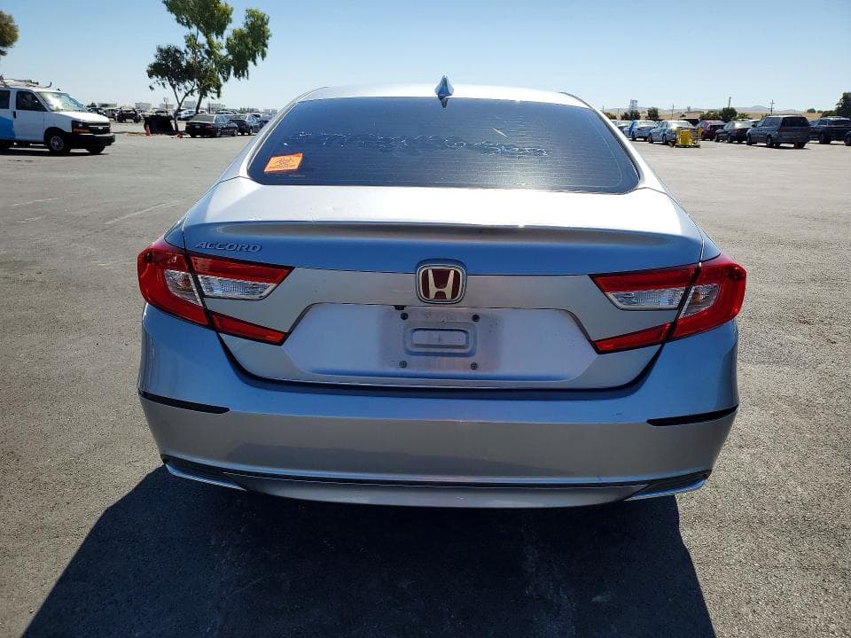 2018 HONDA ACCORD LX 6