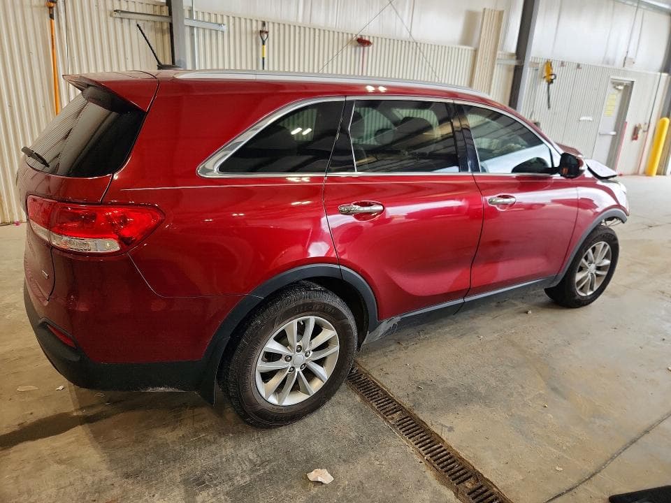 2017 KIA SORENTO LX 3